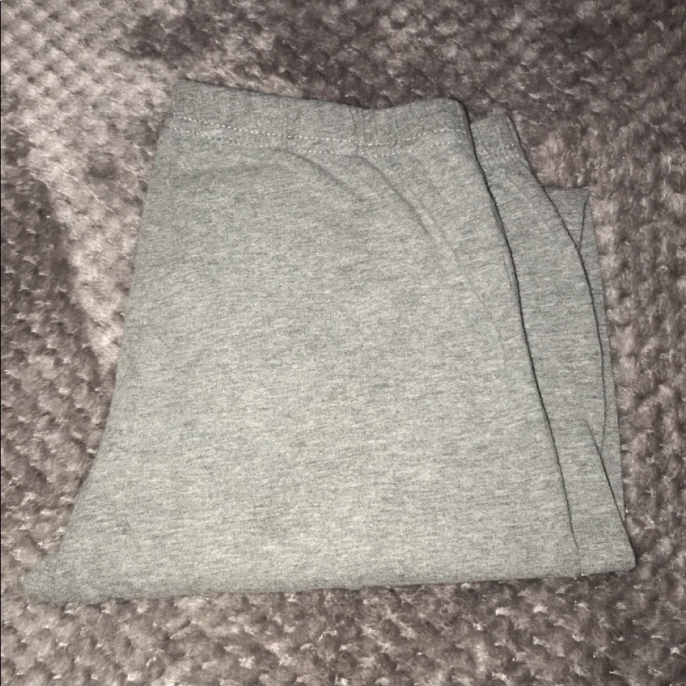 Grey leggings